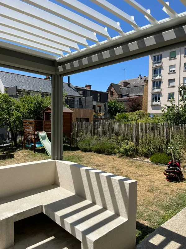 meuble bois sur mesure corps nuds